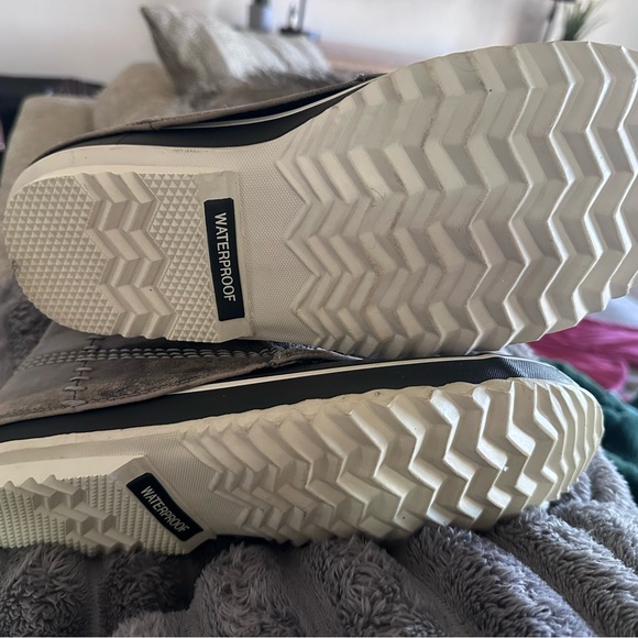 Sorrel Joan of Arctic Boot size 9 - Picture 4 of 6